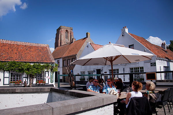 Cafe in Bruegge
